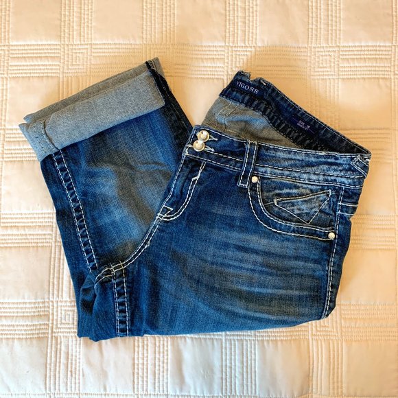 Vigoss Denim - Nearly New Vigoss The Dallas Embroidery Capri Jeans